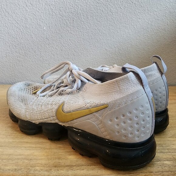 Nike Womens Air VaporMax 2 Running Shoes 942843-010 Grey Metallic Gold Size 10 - Picture 6 of 16